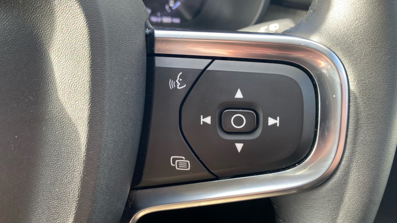 Volvo Xc40 1.5 T5 Recharge PHEV Inscription Pro 5dr Auto Estate